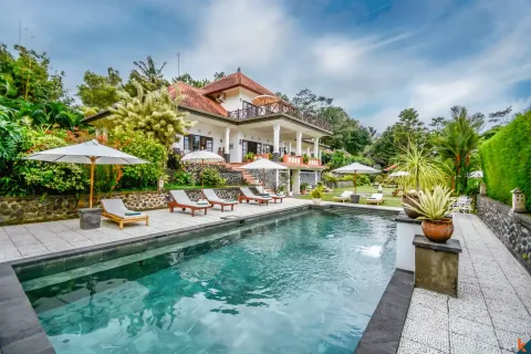 Vila 11 kamar tidur di Karangasem, Karang Asem, Bali (11203)