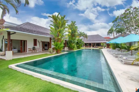5 bedrooms Villa in Tibubeneng, Badung, Bali (11204) 5