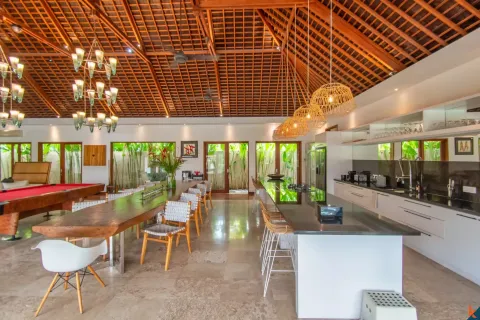 5 bedrooms Villa in Tibubeneng, Badung, Bali (11204) 16