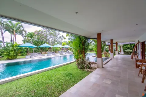 5 bedrooms Villa in Tibubeneng, Badung, Bali (11204) 3