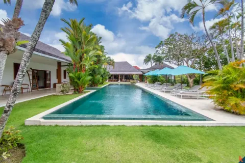 5 bedrooms Villa in Tibubeneng, Badung, Bali (11204) 7