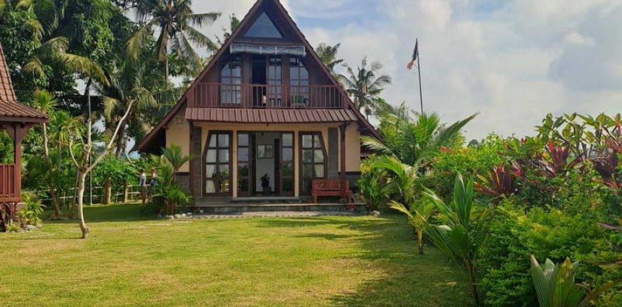 3 bedrooms Villa in Gianyar, Bali (8742)