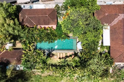Vila 6 kamar tidur di Tumbak Bayuh, Mengwi, Badung, Bali (10750)