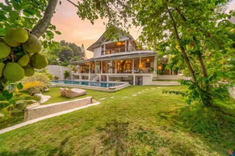 Vila 5 kamar tidur di Canggu, Badung, Bali (10820)