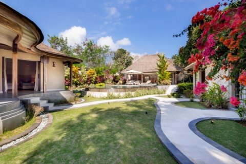 3 bedrooms Villa in South Kuta, Badung, Bali (1715) 4