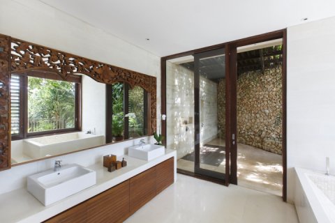 5 bedrooms Villa in South Kuta, Badung, Bali (1084) 16