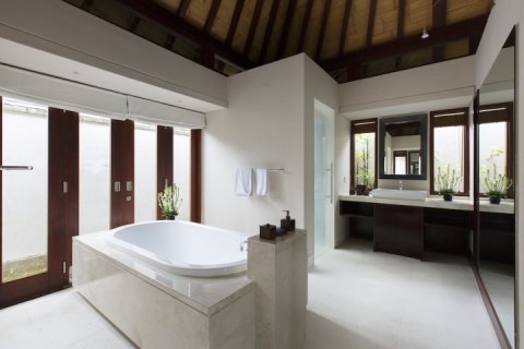 5 bedrooms Villa in South Kuta, Badung, Bali (1085) 14