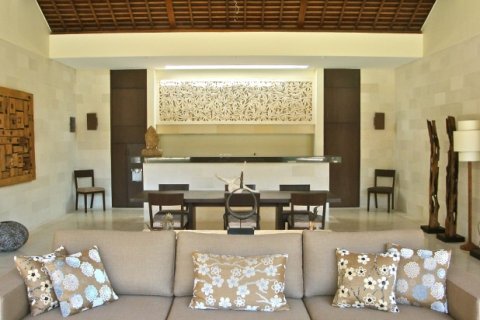 6 bedrooms Villa in Seminyak, Badung, Bali (1121) 11