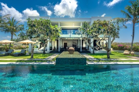 Vila 7 kamar tidur di Kuta Selatan, Badung, Bali (1120)