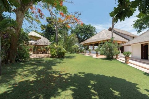 7 bedrooms Villa in South Denpasar, Denpasar, Bali (1116) 13