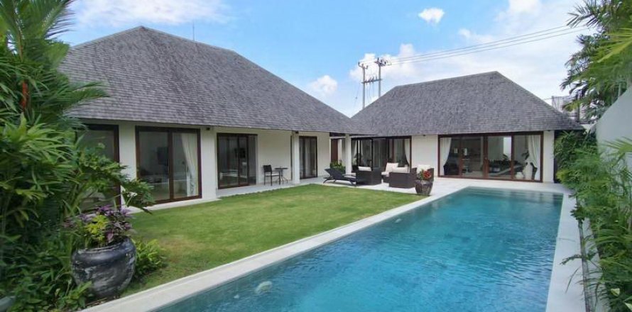 3 bedrooms Villa in Tampaksiring, Gianyar, Bali (9962)