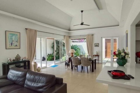 3 bedrooms Villa in Tampaksiring, Gianyar, Bali (9962) 7