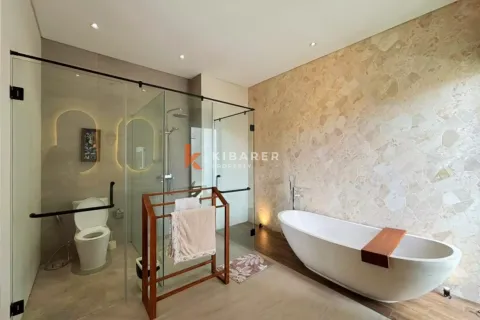 4 bedrooms Villa in Canggu, Badung, Bali (13002) 12