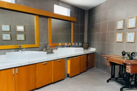 3 bedrooms Villa in Kerobokan, Badung, Bali (12717) 20