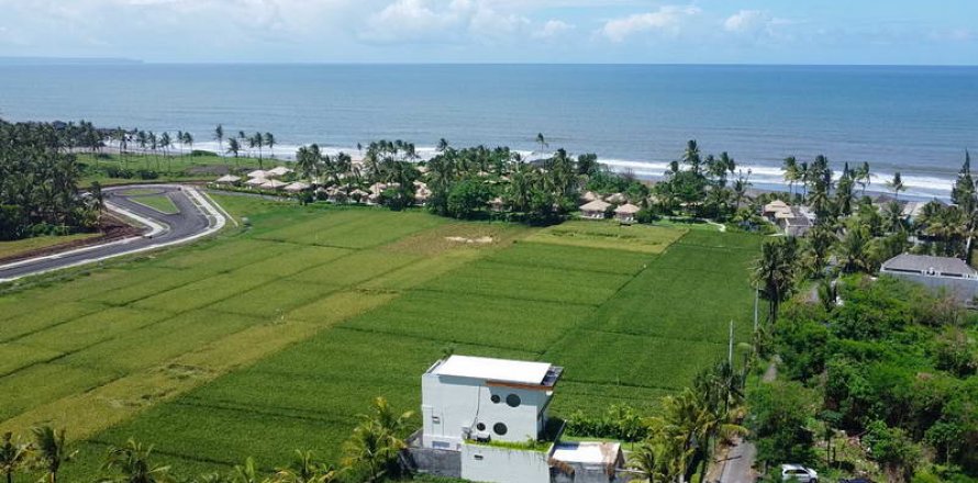 4 bedrooms Villa in Tabanan, Bali (702)