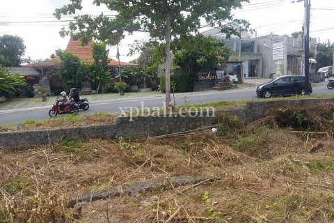 Tanah kavling 1500m2 di Kerobokan, Badung, Bali (818)