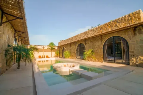 Vila 3 kamar tidur di Jimbaran, Badung, Bali (10889)