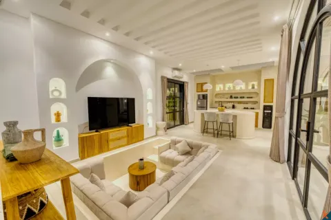 2 bedrooms Villa in Tibubeneng, Badung, Bali (10893) 4