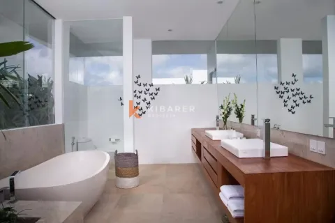 5 bedrooms Villa in Tumbak Bayuh, Mengwi, Badung, Bali (13505) 16