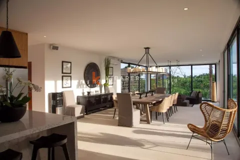 5 bedrooms Villa in Tumbak Bayuh, Mengwi, Badung, Bali (13505) 15