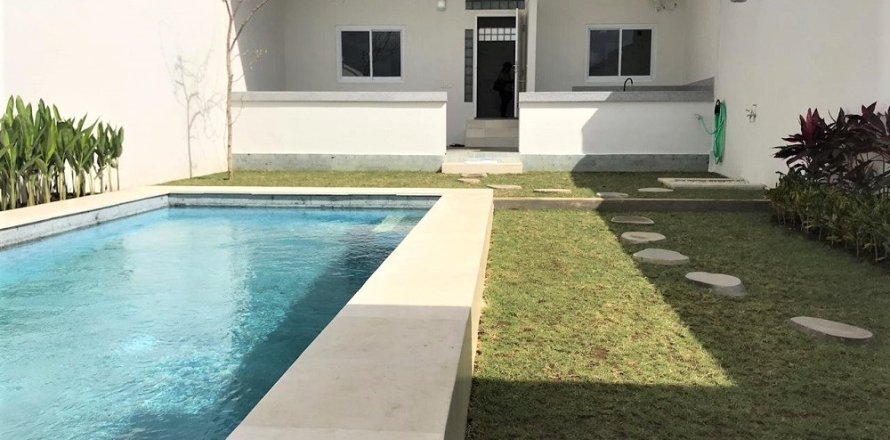 2 bedrooms Villa in Canggu, Badung, Bali (12608)
