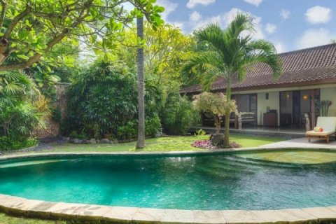 Vila 2 kamar tidur di Seminyak, Badung, Bali (1615)