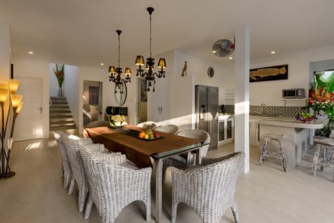 4 bedrooms Villa in Seminyak, Badung, Bali (1612) 6