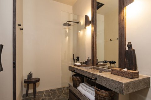 4 bedrooms Villa in South Kuta, Badung, Bali (8747) 29