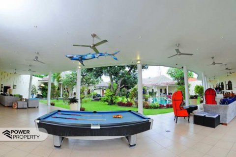 5 bedrooms Villa in South Denpasar, Denpasar, Bali (8754) 26