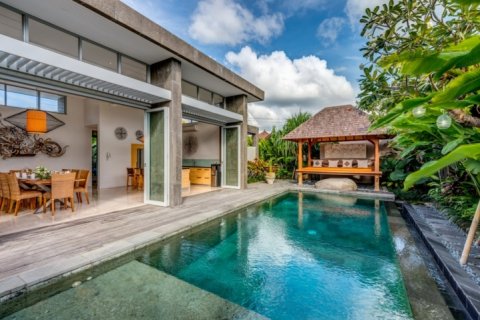 Vila 3 kamar tidur di Seminyak, Badung, Bali (1680)