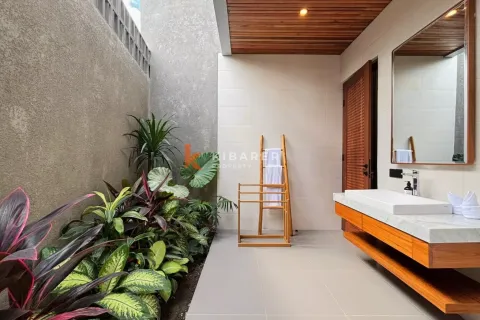5 bedrooms Villa in Canggu, Badung, Bali (13815) 16