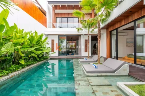 Vila 3 kamar tidur di Tibubeneng, Badung, Bali (13098)
