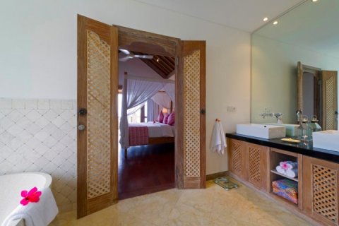 4 bedrooms Villa in Candi dasa, Manggis, Karang Asem, Bali (1349) 13
