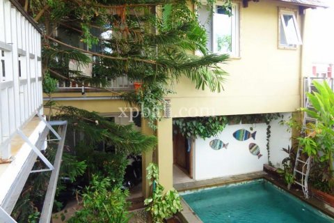 Vila 3 kamar tidur di Jimbaran, Badung, Bali (853)