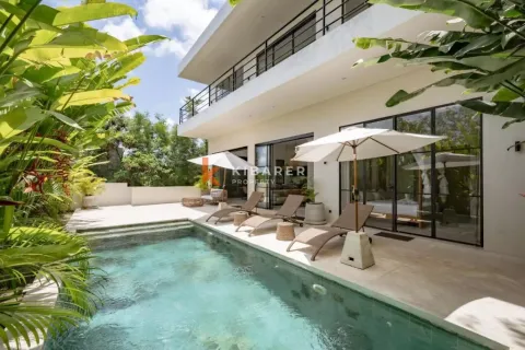 Vila 3 kamar tidur di Kuta, Badung, Bali (12792) 1