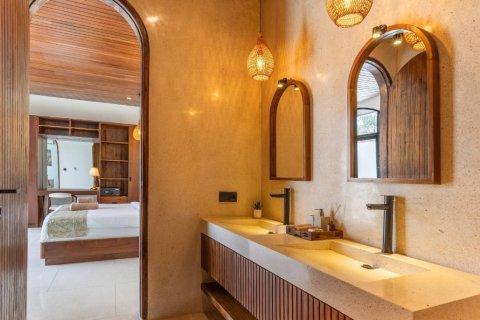 270m2 Villa in Seminyak, Badung, Bali (10191) 29