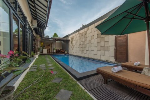 Vila 2 kamar tidur di Seminyak, Badung, Bali (2176)