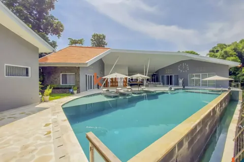 Vila 4 kamar tidur di Badung, Bali (14668)