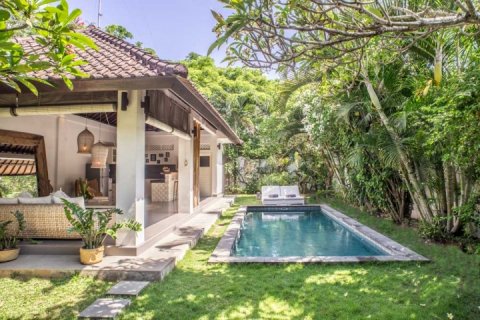 Vila 2 kamar tidur di Seminyak, Badung, Bali (2244)