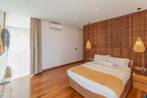 4 bedrooms Villa in Tibubeneng, Badung, Bali (10997) 6