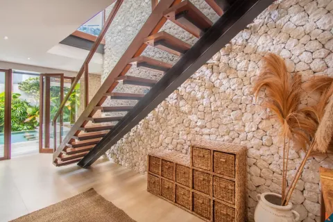 4 bedrooms Villa in Tibubeneng, Badung, Bali (10997) 23