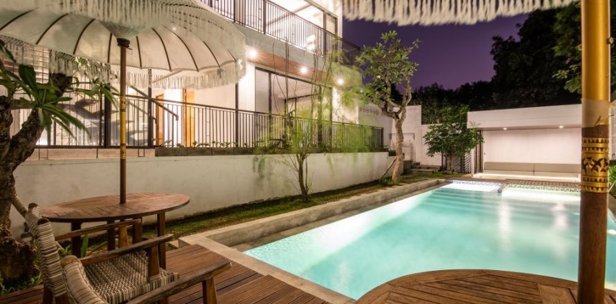 6 bedrooms Villa in Jimbaran, Badung, Bali (11810)