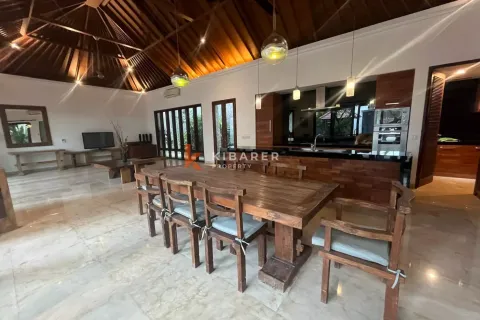4 bedrooms Villa in Kerobokan, Badung, Bali (13164) 7
