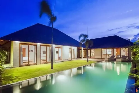 Vila 3 kamar tidur di Badung, Bali (11388)