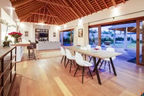 3 bedrooms Villa in Badung, Bali (11388) 8