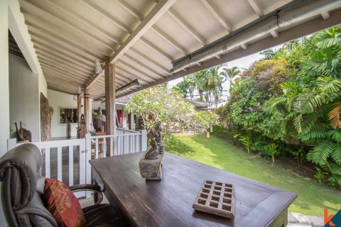 4 bedrooms Villa in Badung, Bali (11630) 8