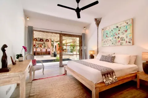 Vila 4 kamar tidur di Tibubeneng, Badung, Bali (12441) 9