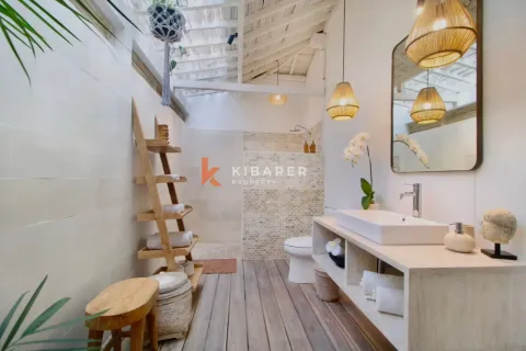 Vila 4 kamar tidur di Tibubeneng, Badung, Bali (12441) 11