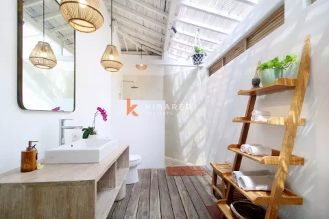 Vila 4 kamar tidur di Tibubeneng, Badung, Bali (12441) 17