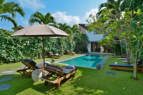 Vila 5 kamar tidur di Seminyak, Badung, Bali (1257)